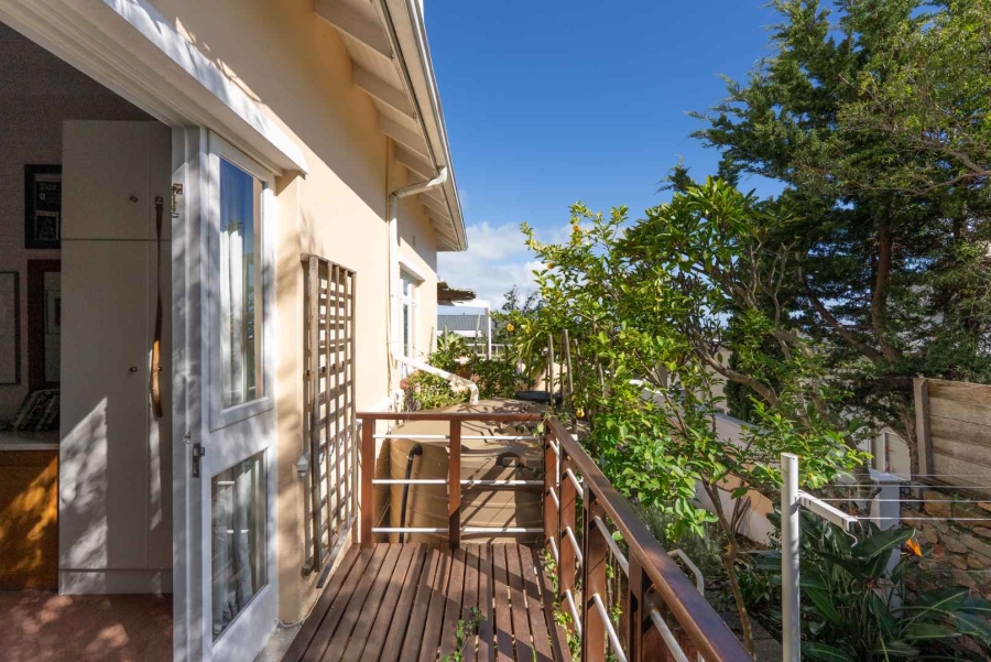 5 Bedroom Property for Sale in Camps Bay Western Cape